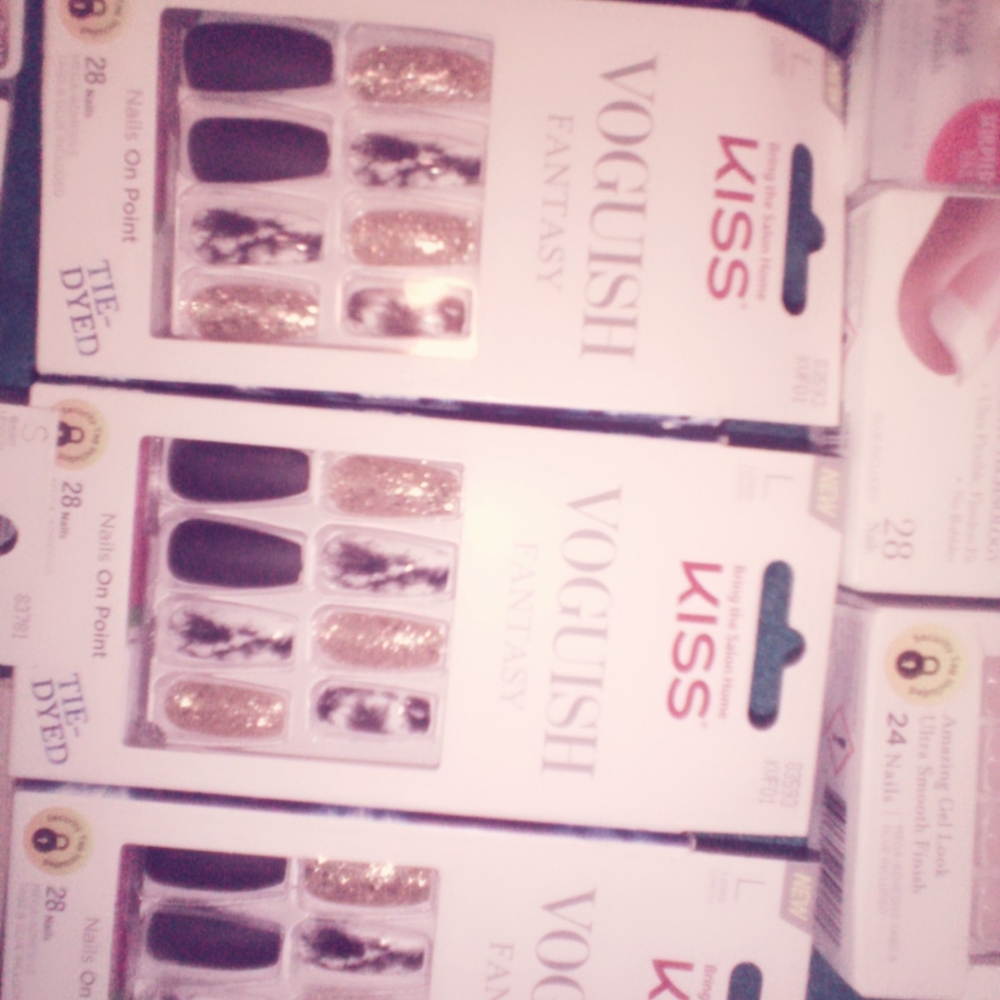Nails - Picture 5 of 7